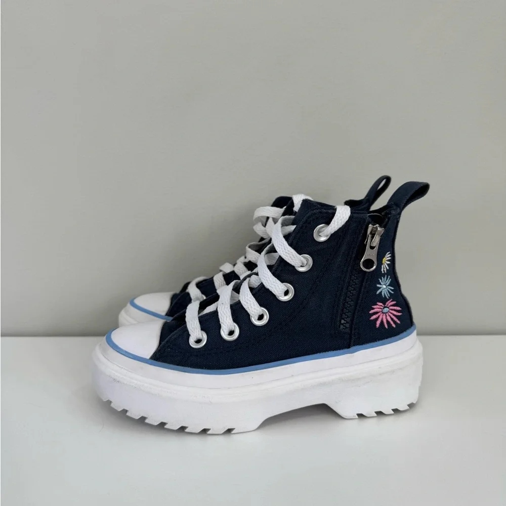 Converse Chuck Taylor All Star Lugged Lift Platform Floral Embroidered Sneakers
